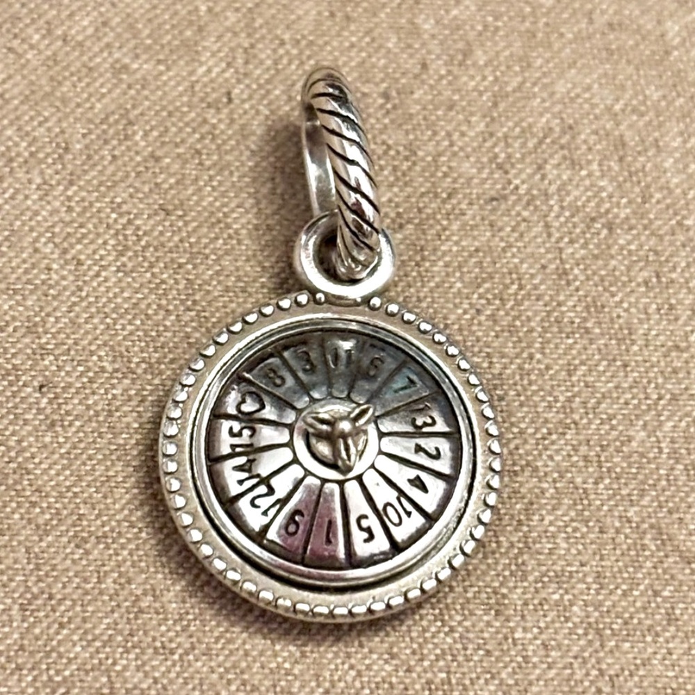 🆕 Brighton Nevada State charm Silver roulette wheel Engraved with Viva Las Vegas